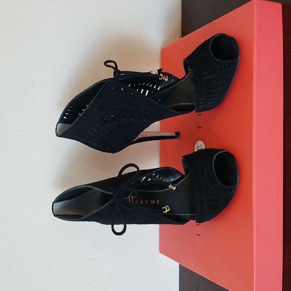 Ivanka Trump Delfino suede heels